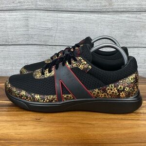TRAQ by Alegria Qarma Pretty Things Sneaker Walking Slip Resistant Women Size 10